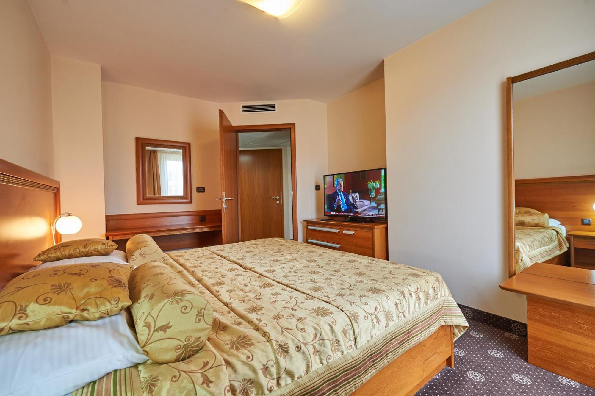 Hotel Korosica Шентьянж-при-Дравограду Экстерьер фото