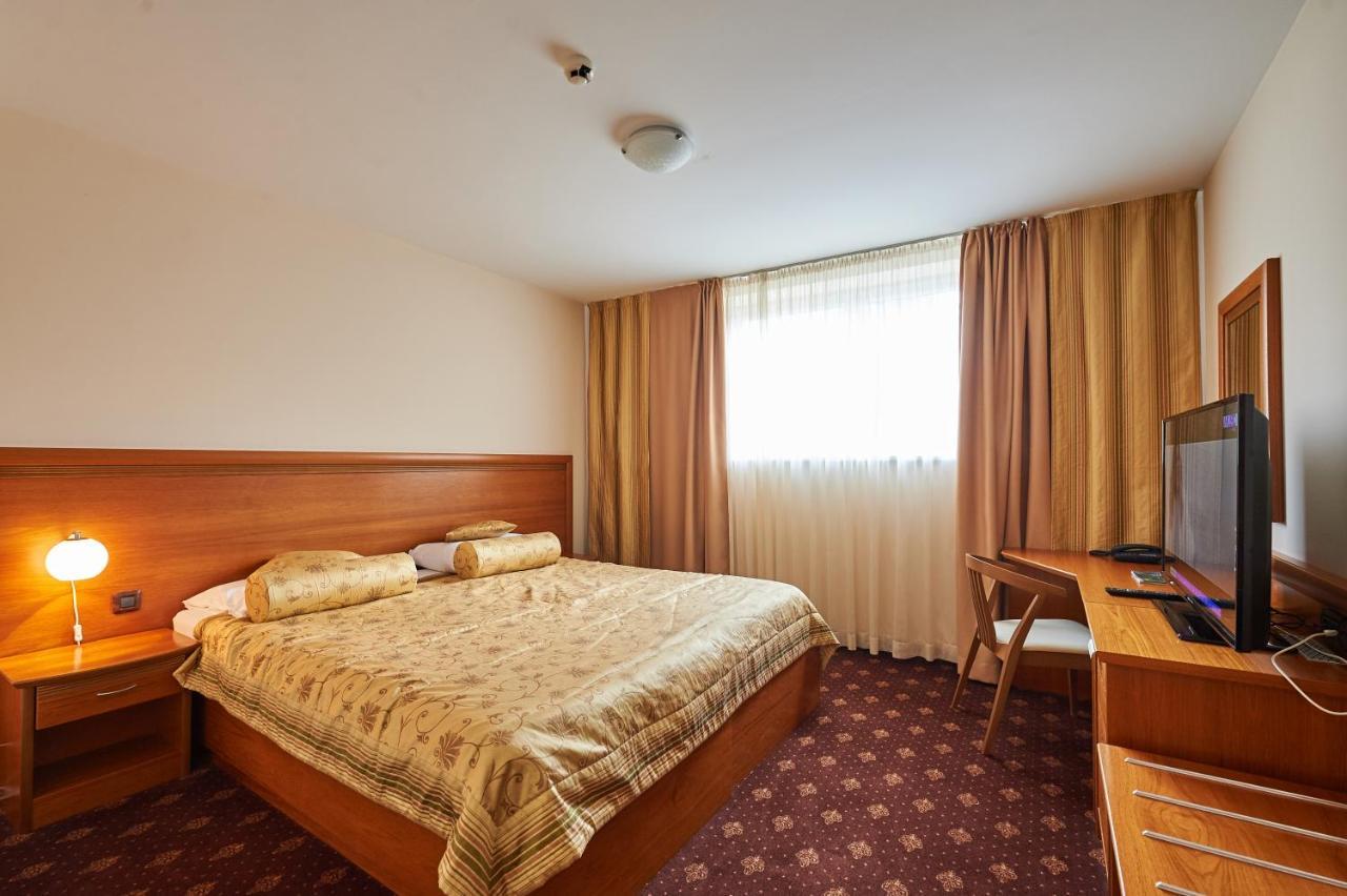 Hotel Korosica Шентьянж-при-Дравограду Экстерьер фото